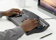 Lade das Bild in den Galerie-Viewer, Advantage2 Keyboard