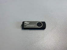 Lade das Bild in den Galerie-Viewer, USB-Stick RM-Logo
